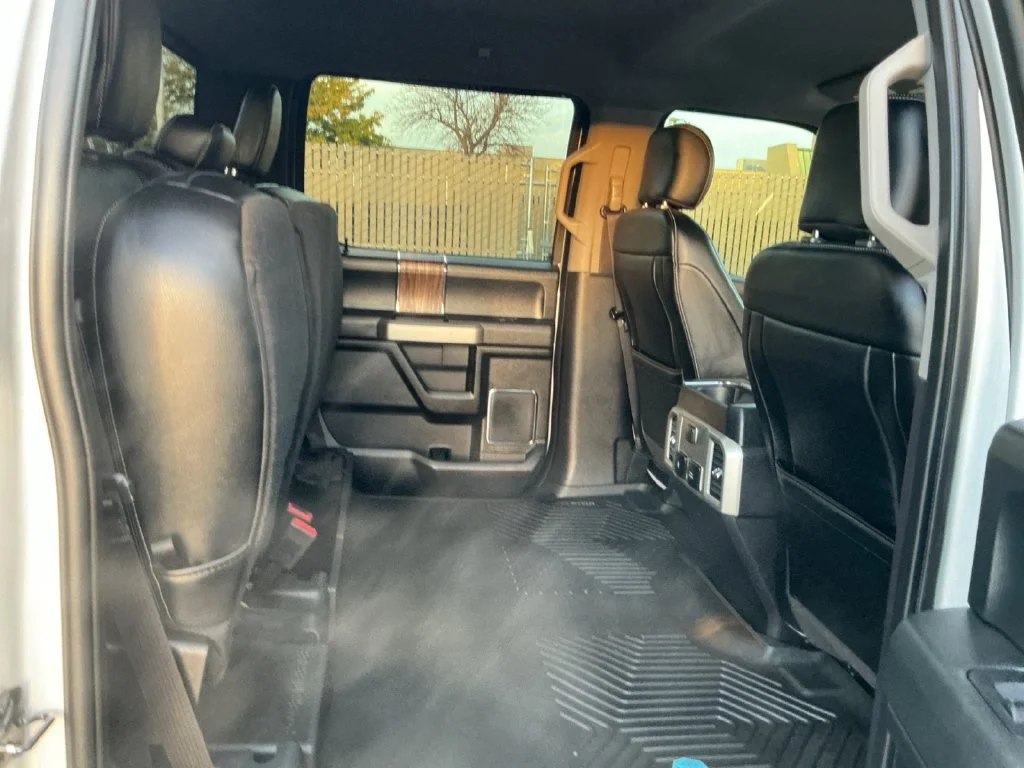 Used 2019 Silver Ford Lariat image 27