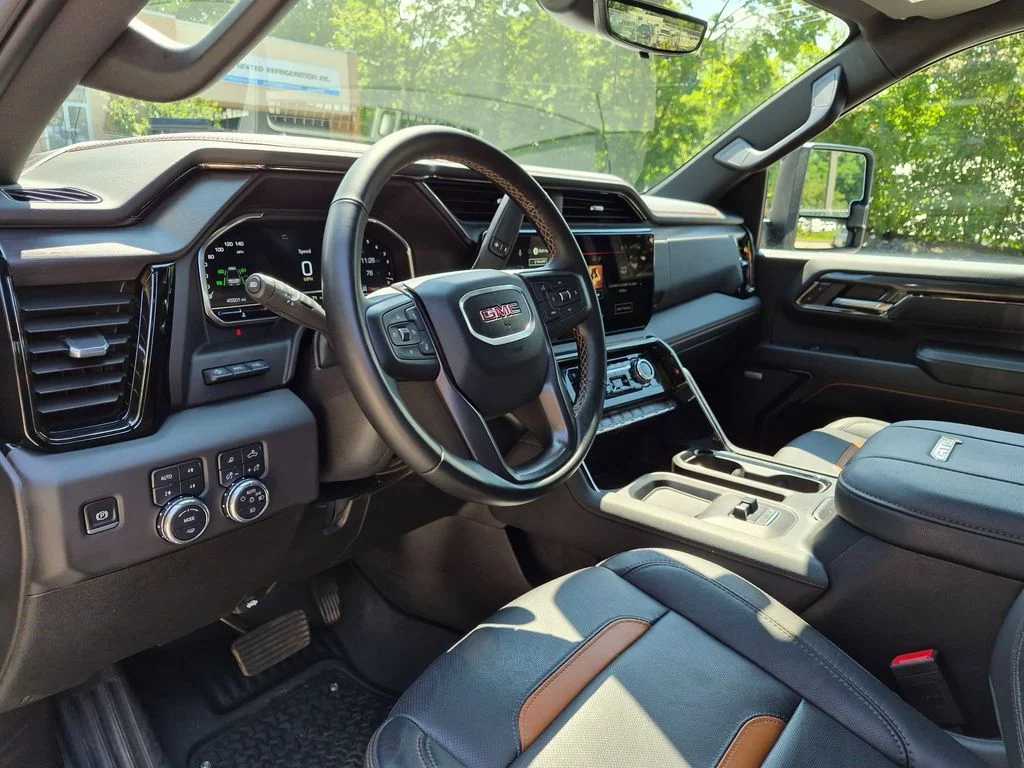Used 2024 Gray GMC AT4 image 14