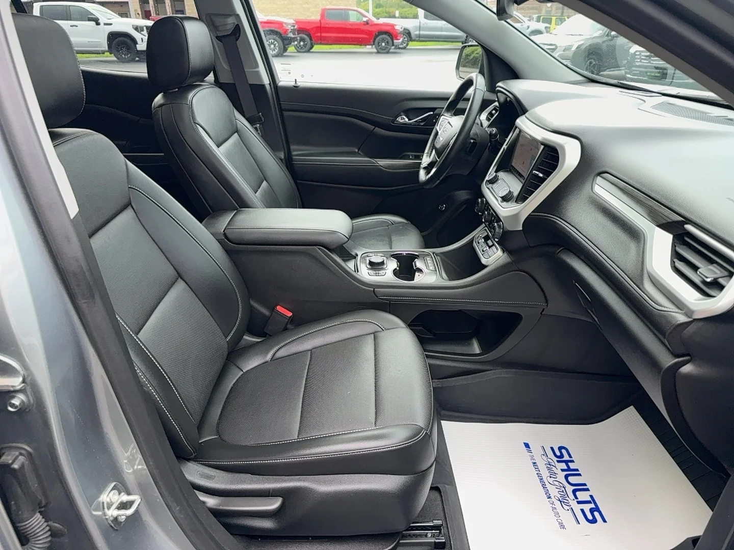 Used 2023 Sterling Metallic GMC SLT image 31