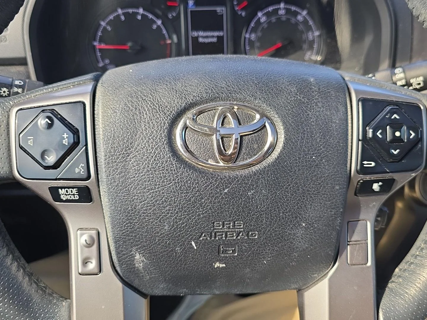 Used 2022 Magnetic Gray Metallic Toyota SR5 Premium image 10