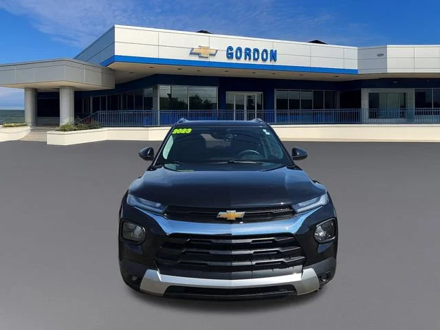 Used 2023 MOSAIC BLACK METALLIC Chevrolet LT image 9