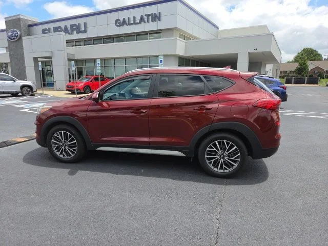 Used 2020 Red Hyundai SEL image 8