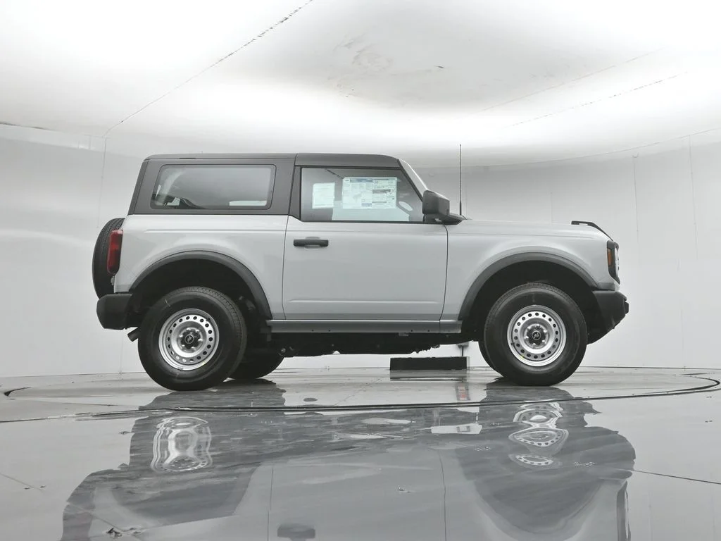 New 2026 Avalanche Gray Ford Base image 44