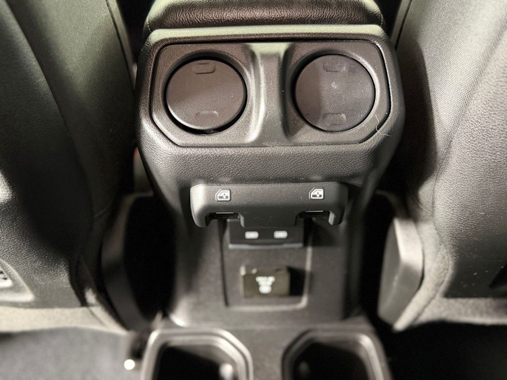 Used 2023 Gray Jeep Rubicon image 16