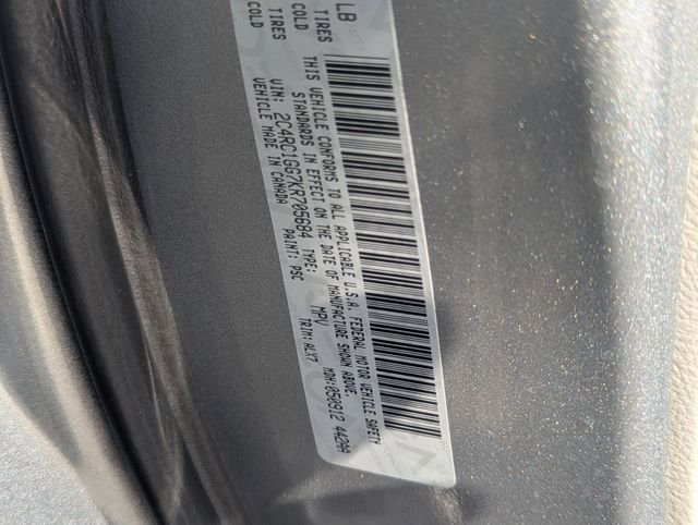 Used 2019 Billet Silver Metallic Clearcoat Chrysler Limited image 34