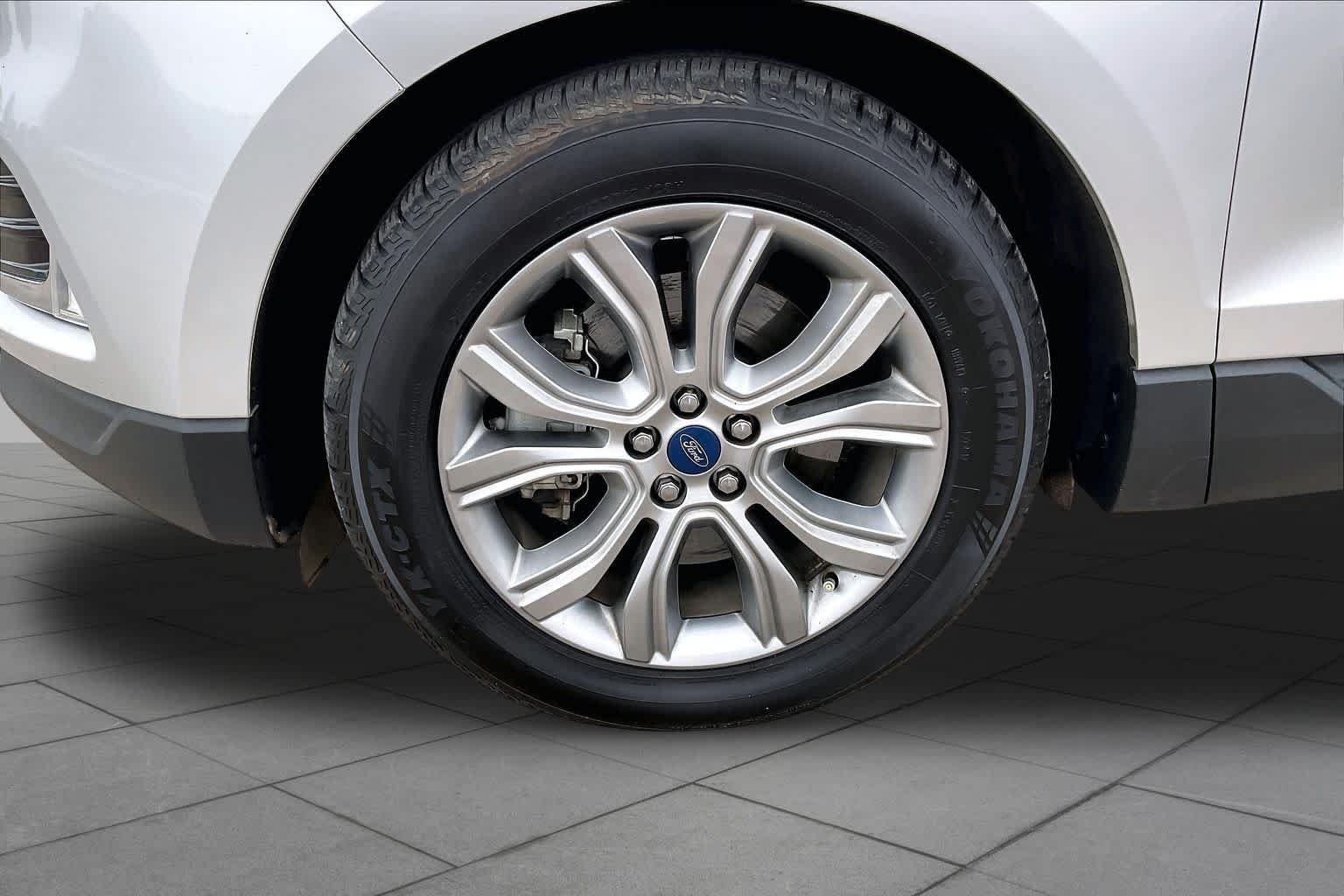 Used 2019 Ingot Silver Metallic Ford Titanium image 11
