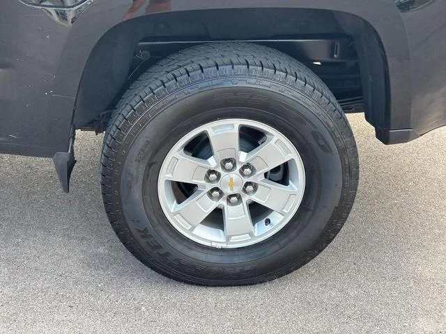 Used 2018 Black Chevrolet  image 9