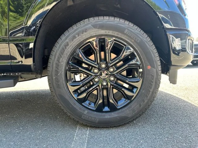 New 2026 Agate Black Metallic Ford XLT image 45