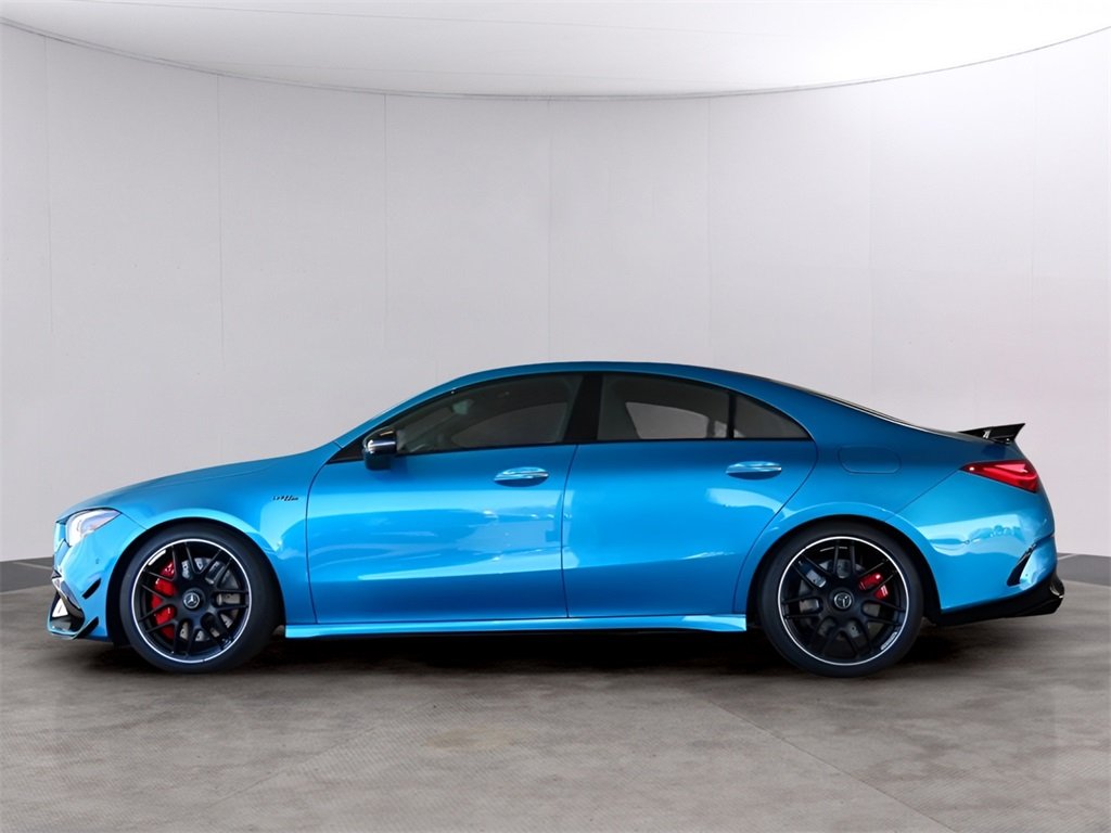 2025 Mercedes Benz CLA 45 AMG 4MATIC photo 4