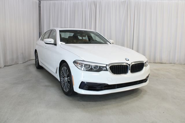 Used 2020 White BMW 530i xDrive image 38