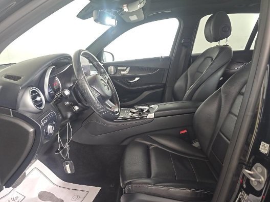 Used 2018 Black Mercedes-Benz GLC 300 image 5