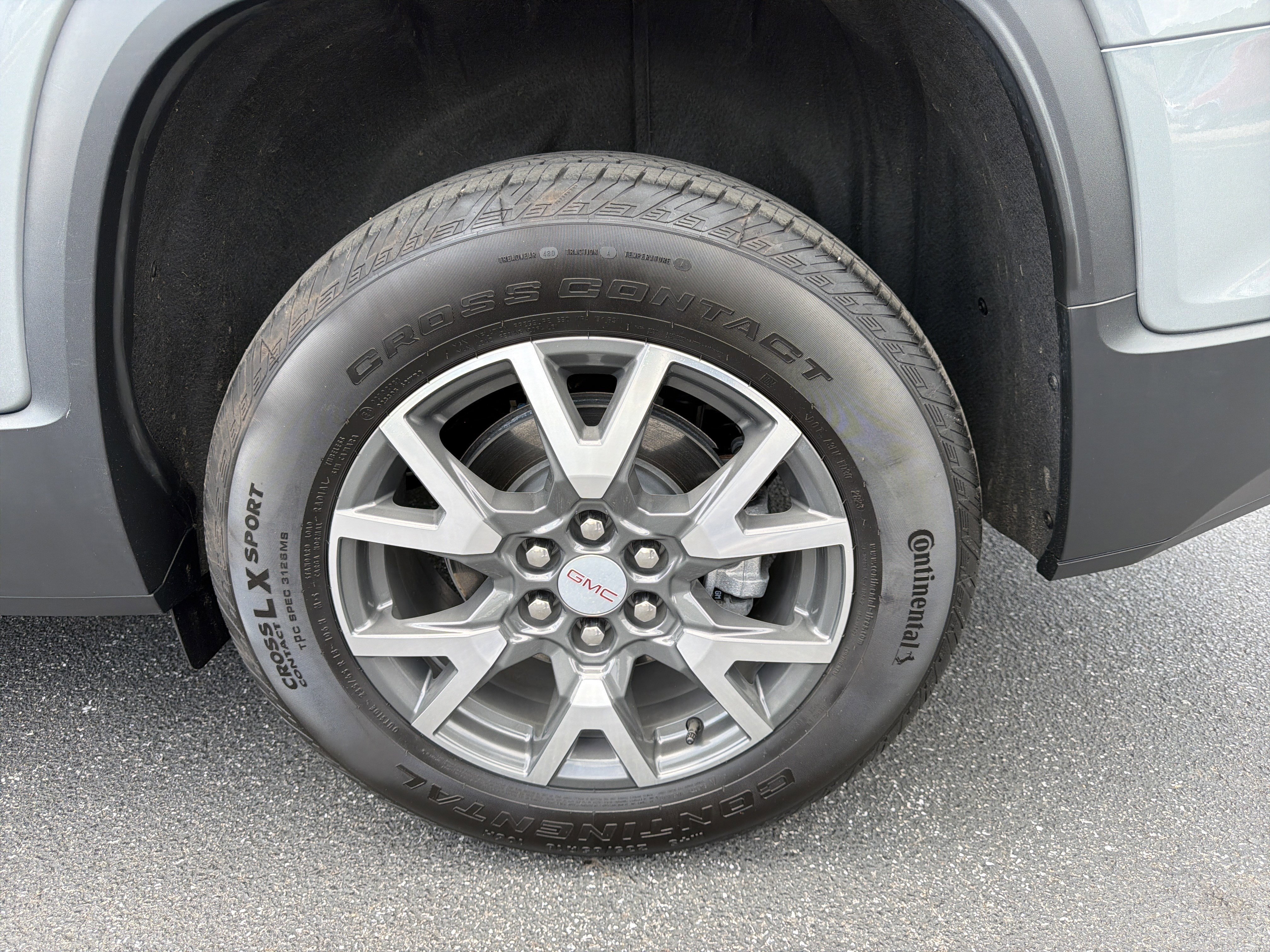 Used 2023 Sterling Metallic GMC SLE image 20