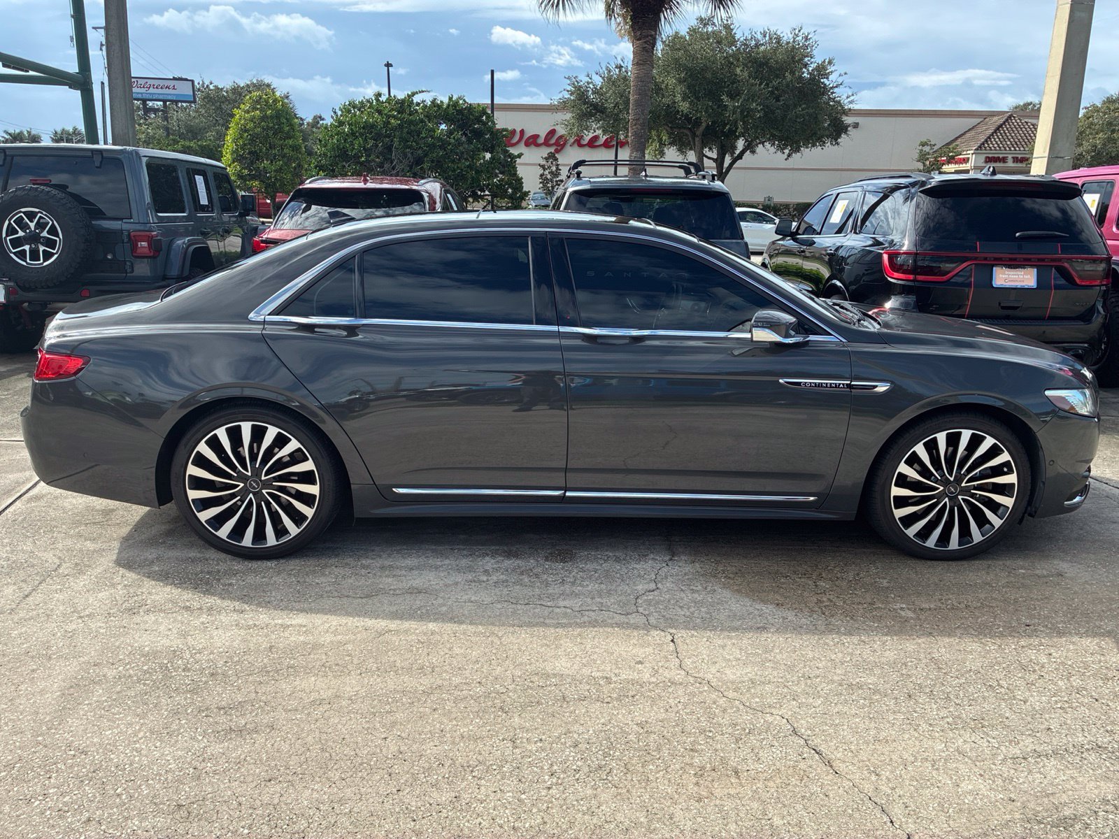 Used 2020 Gray Lincoln Black Label image 6