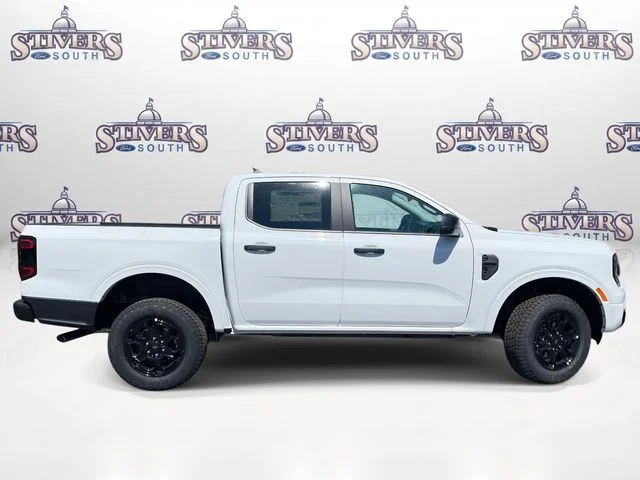 New 2026 White Ford XLT image 2