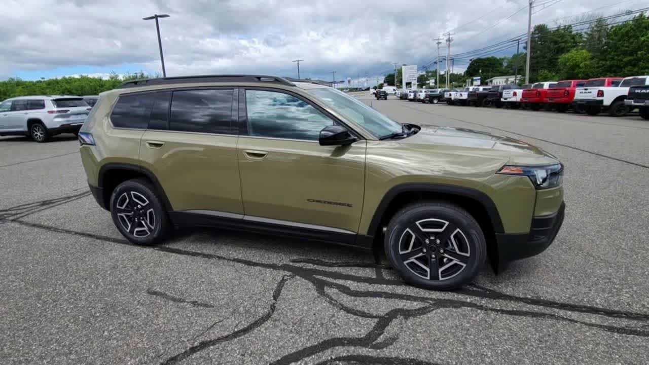 New 2026 41 Jeep Laredo image 9