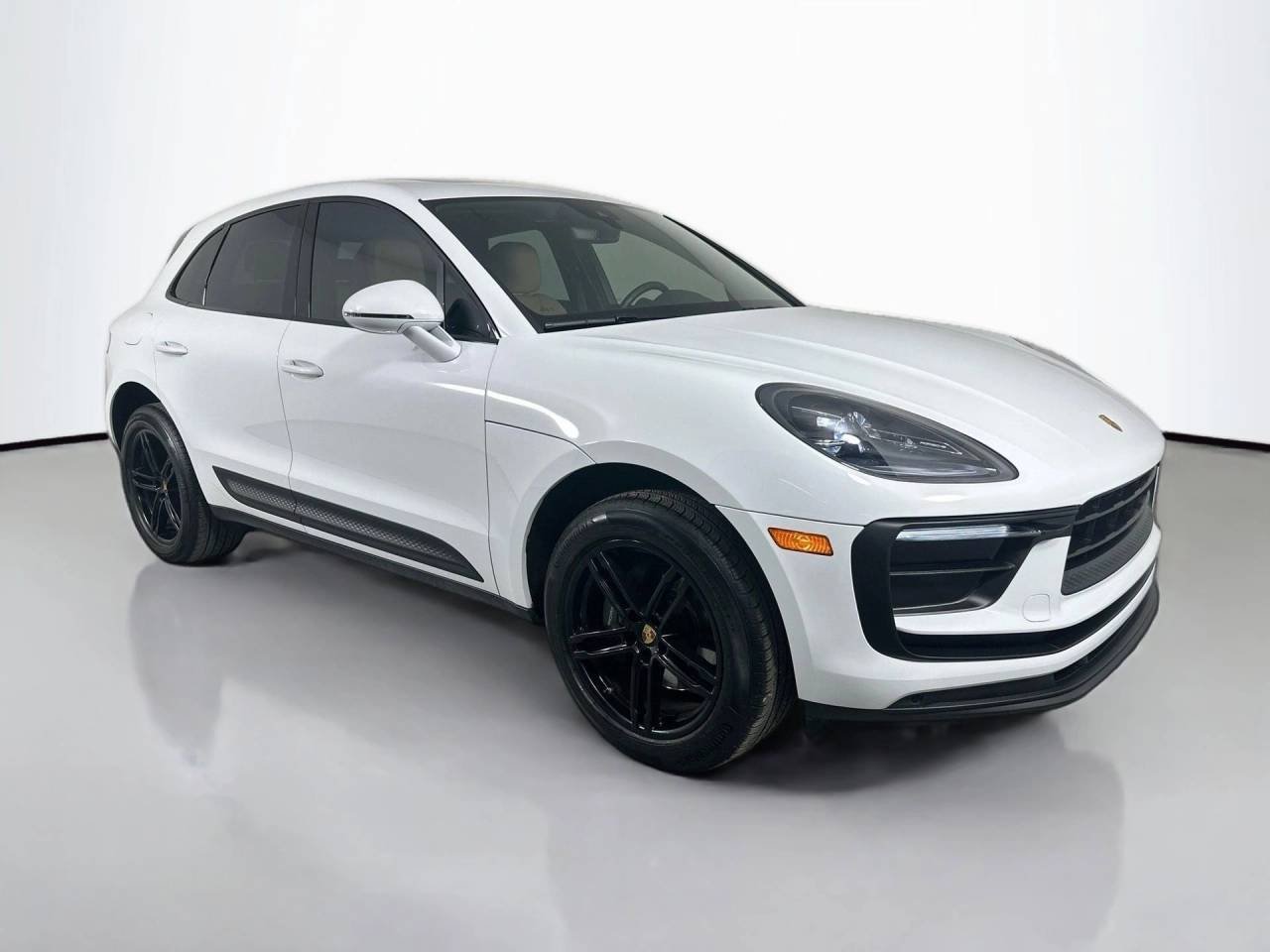 Certified Used 2022 Carrara White Metallic Porsche  image 9
