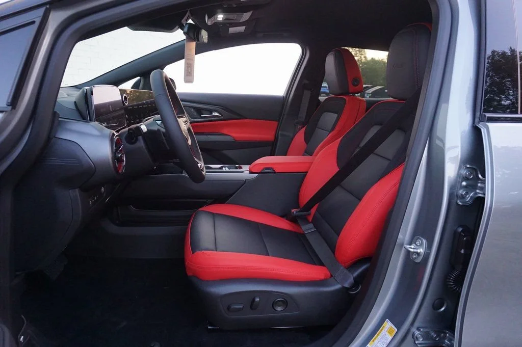 2026 Chevrolet Equinox EV RS - Photo 10