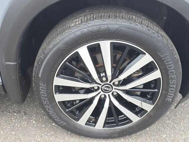 2023 Nissan Pathfinder Platinum - Photo 18