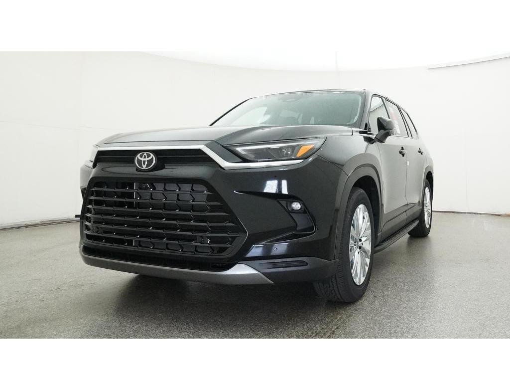 New 2026 Midnight Black Metallic Toyota Platinum image 32