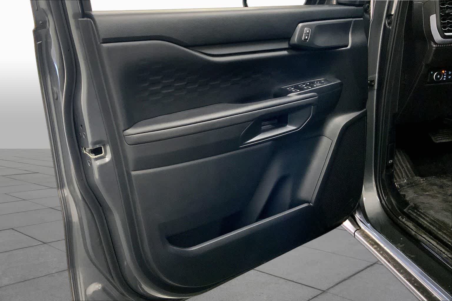 New 2026 Carbonized Gray Metallic Ford XL image 10