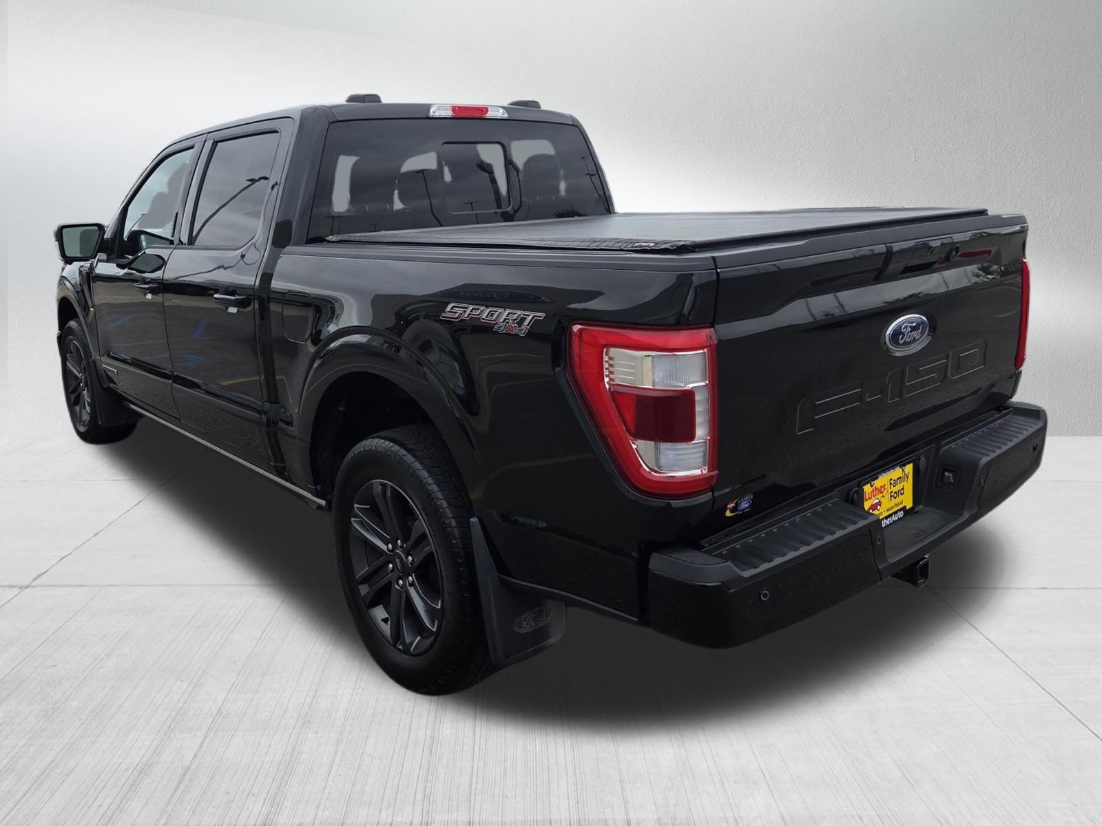 Certified Used 2023 Agate Black Metallic Ford LARIAT image 5