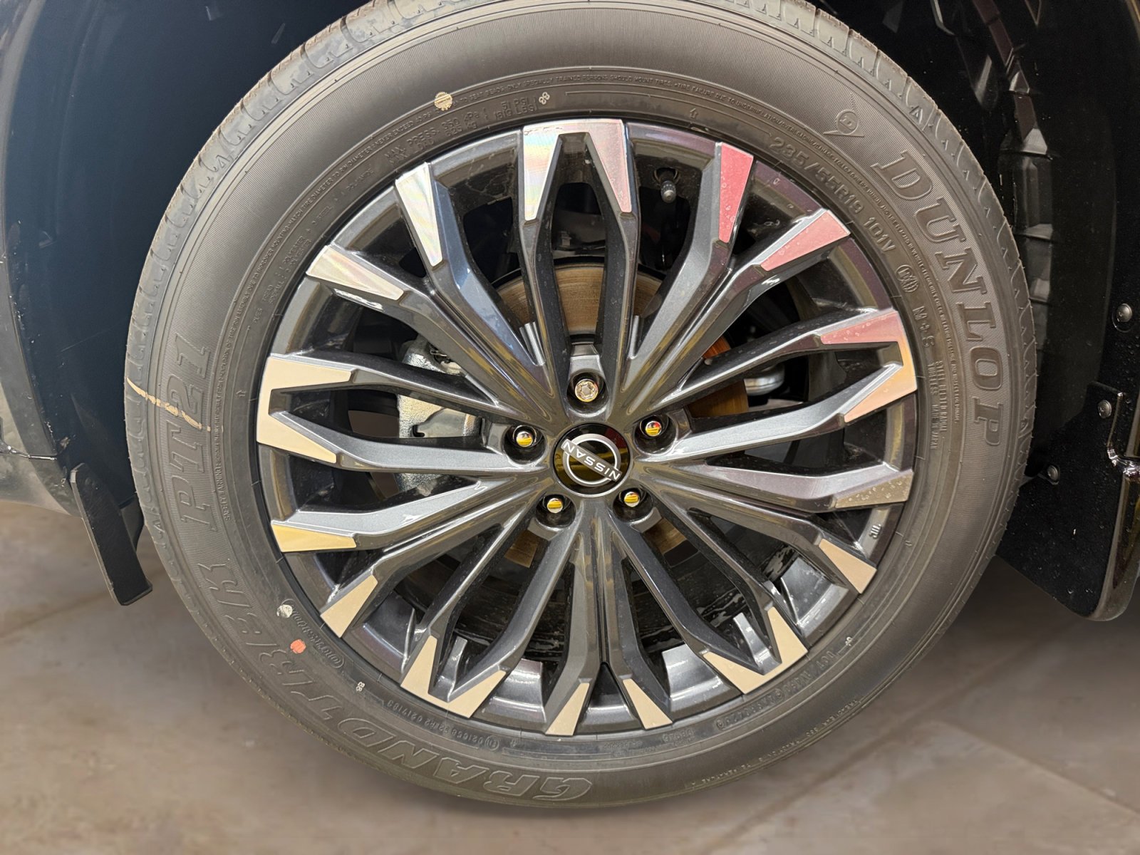 New 2026 Gun Metallic Nissan Platinum image 31