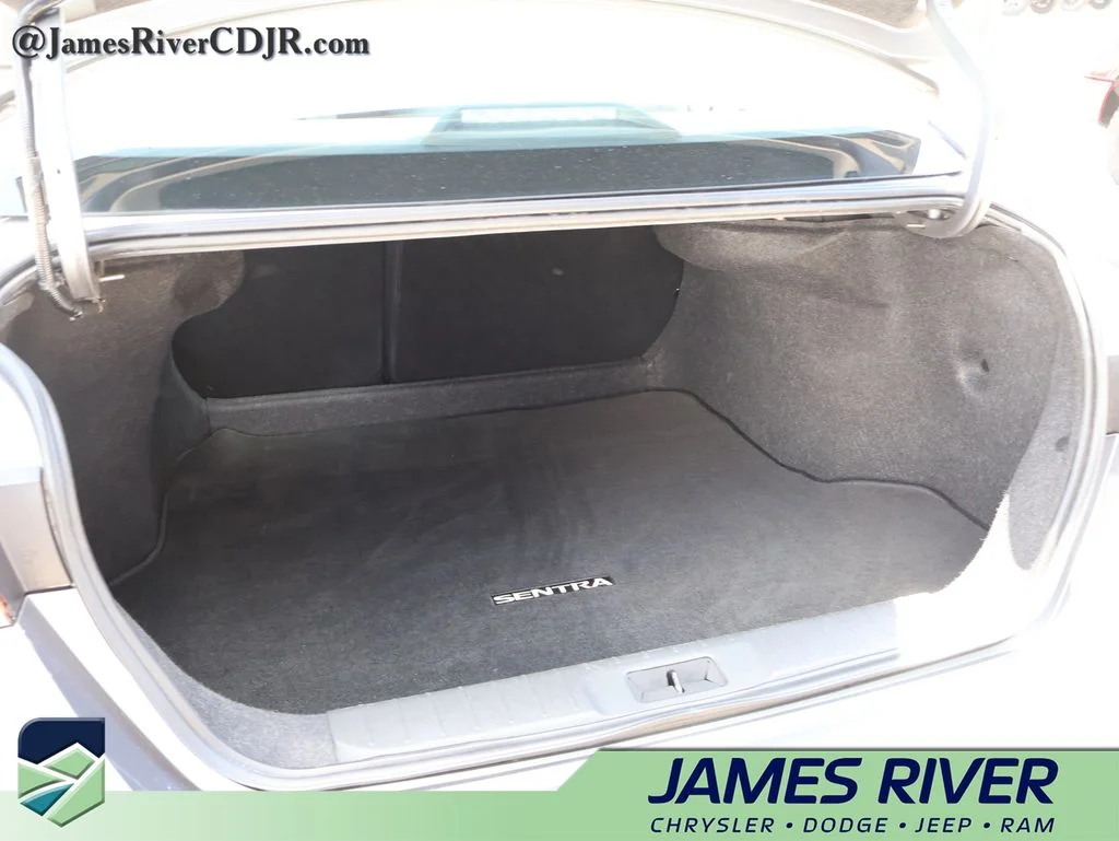 Used 2024 Gray Nissan SV image 15