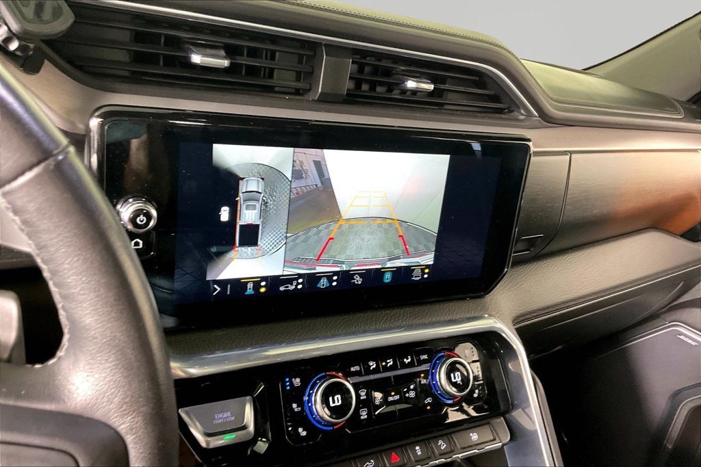 Used 2022 WHITE FROST TRICOAT GMC Denali image 14
