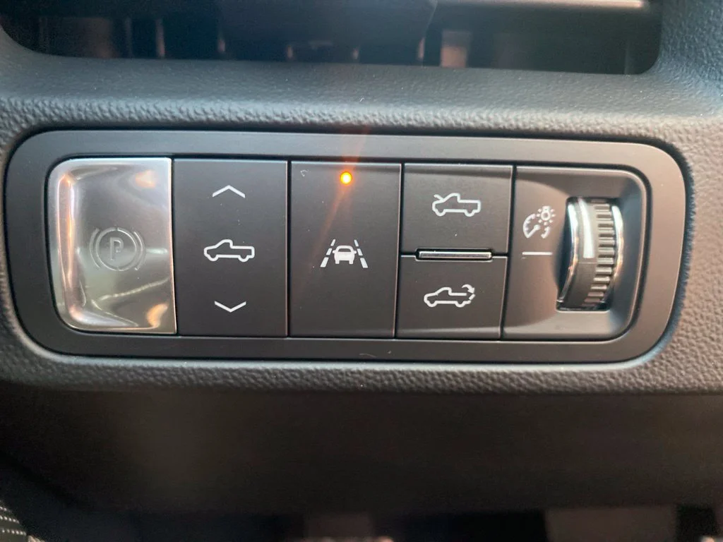 Used 2025 Onyx Black GMC Max Range Denali image 18