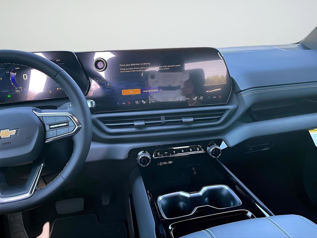 New 2026 Chevrolet Silverado EV LT 4D Crew Cab