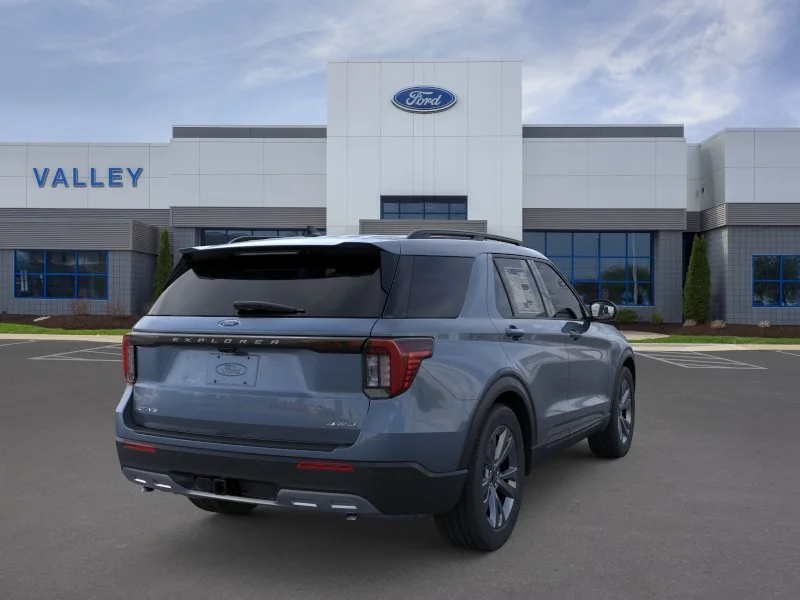 New 2026 Vapor Blue Metallic Ford Active image 72