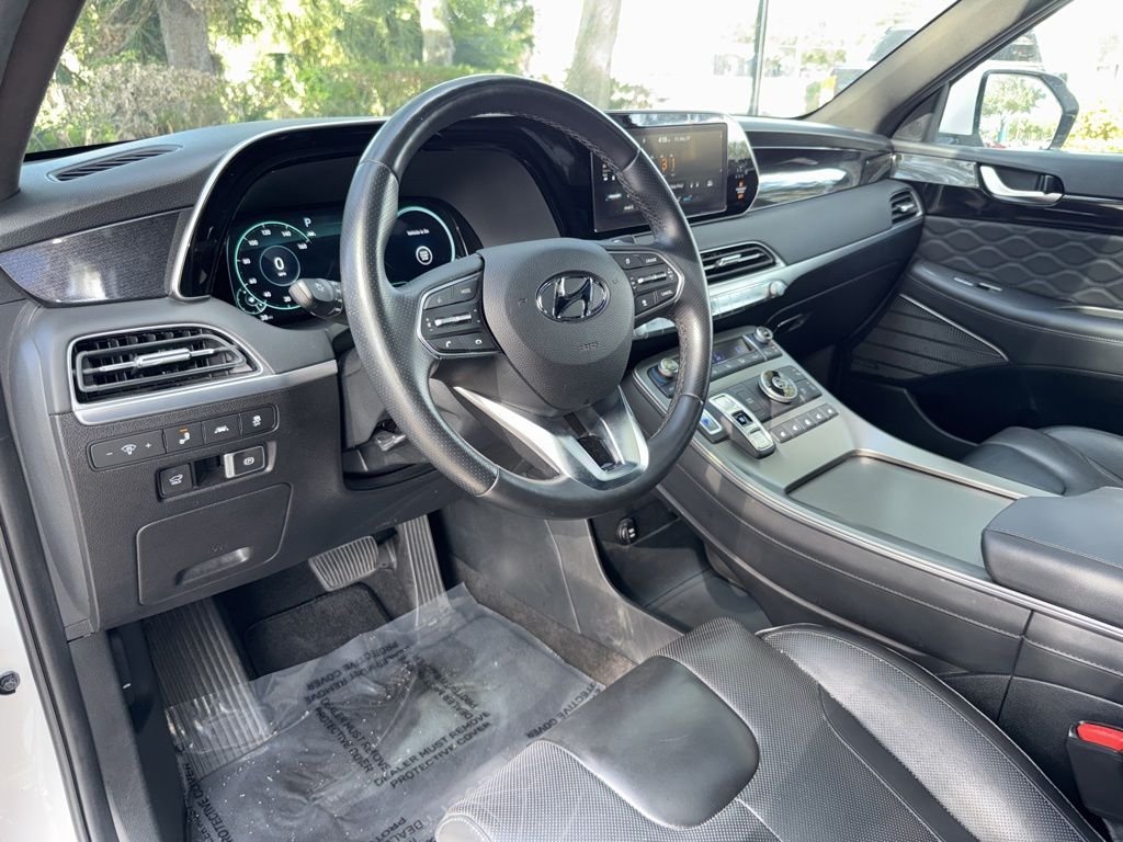 Used 2022 White Hyundai Calligraphy image 19