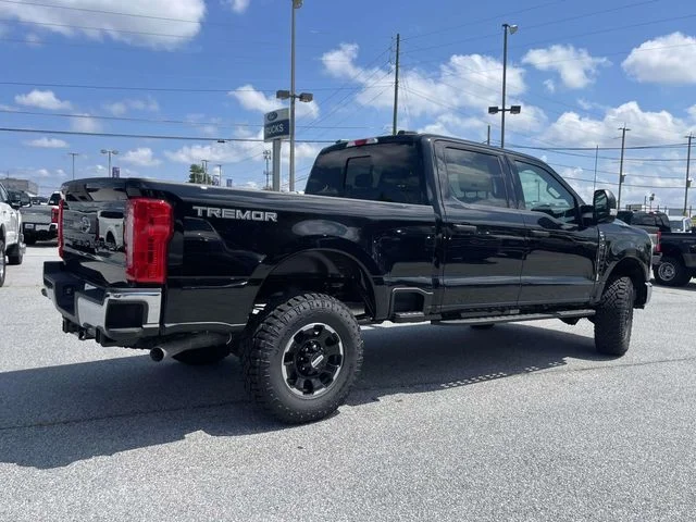 New 2026 Agate Black Metallic Ford XLT image 26