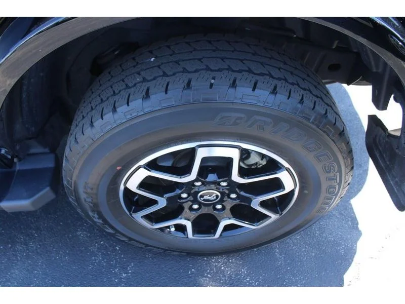 Used 2023 Shadow Black Ford Outer Banks image 8