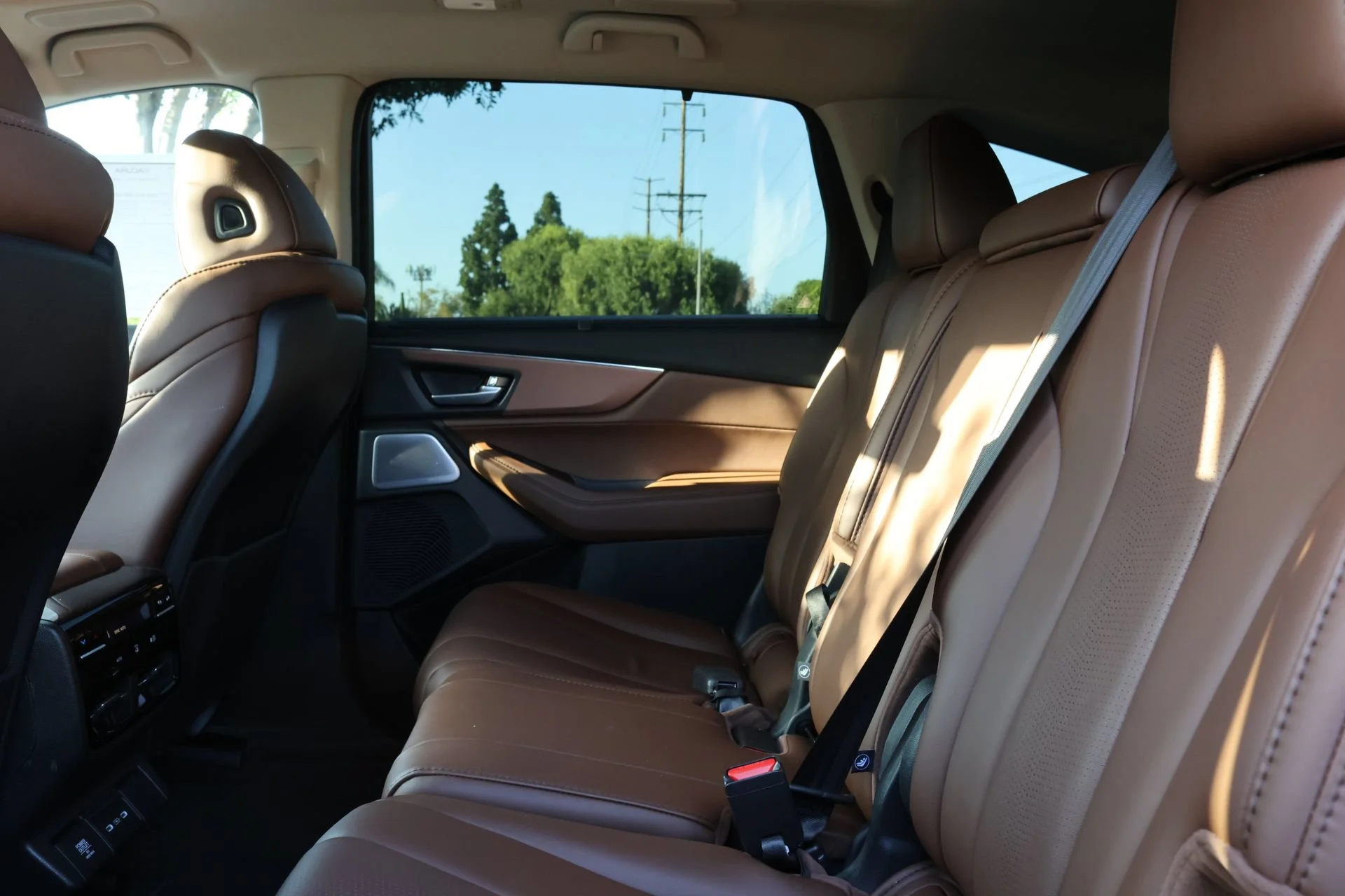 Certified Used 2025 Liquid Carbon Metallic Acura TECH image 47