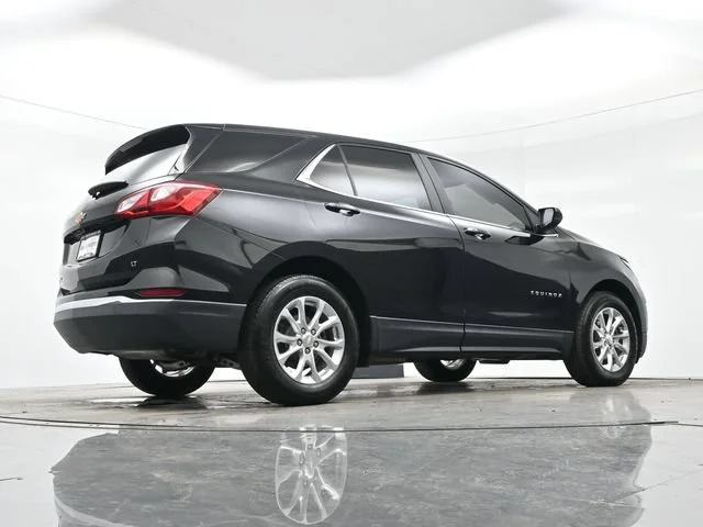 Used 2021 MOSAIC BLACK METALLIC Chevrolet LT image 30
