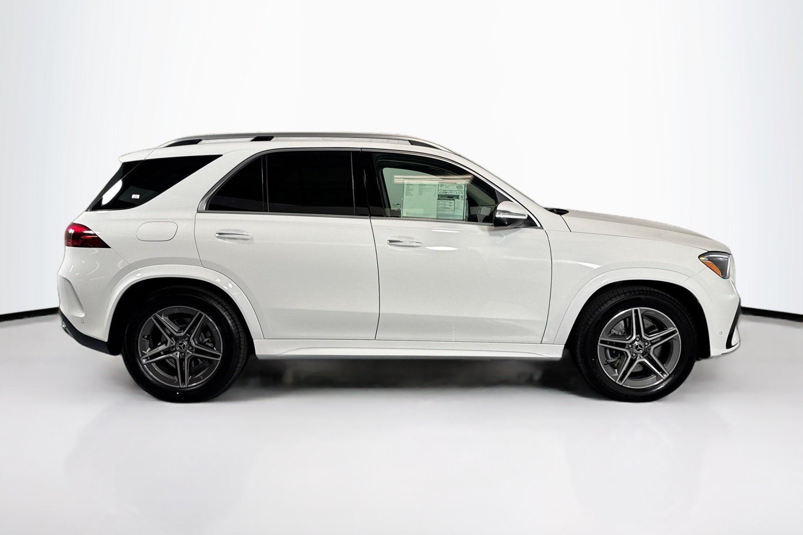 New 2026 Polar White Mercedes-Benz GLE 450 image 4
