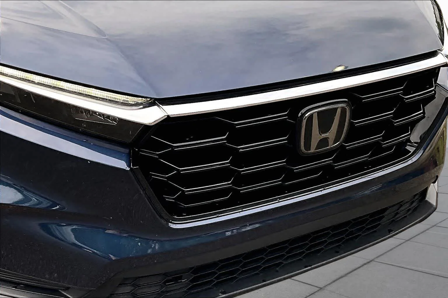 Used 2024 Canyon River Blue Metallic Honda EX image 58