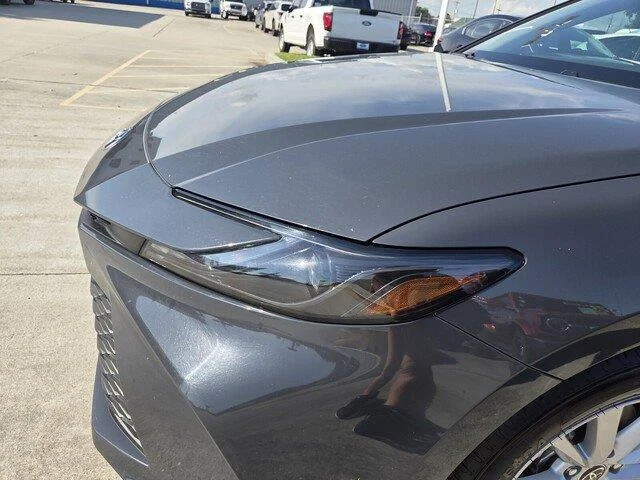 Used 2025 Midnight Black Metallic Toyota LE image 10