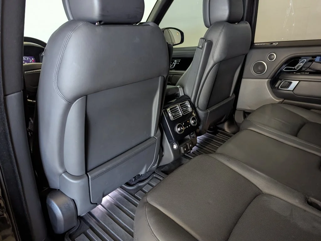 Used 2019 Black Land Rover 5.0L V8 Supercharged image 32