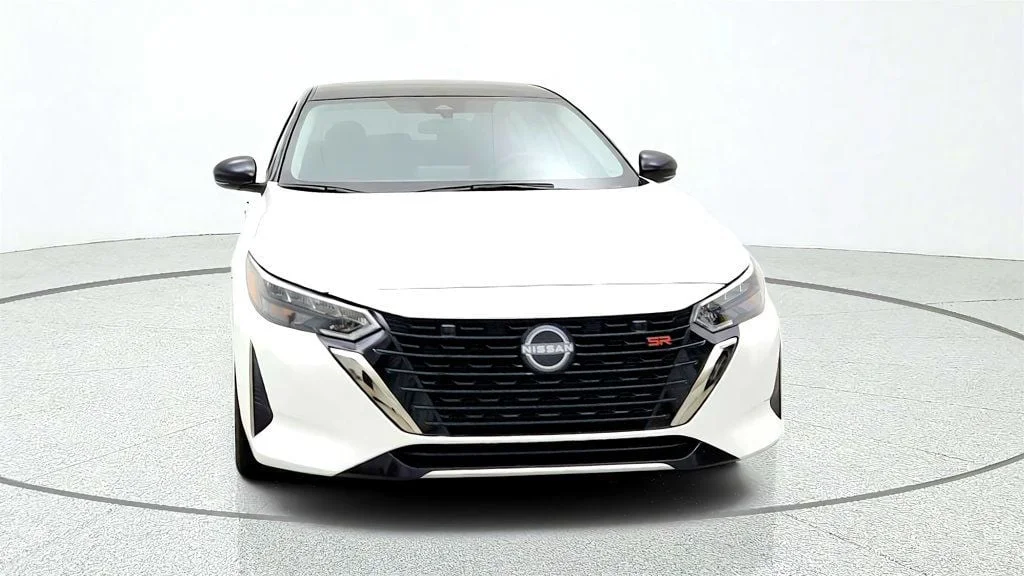 Used 2025 Aspen White Tricoat/Super Black Nissan SR CVT image 2
