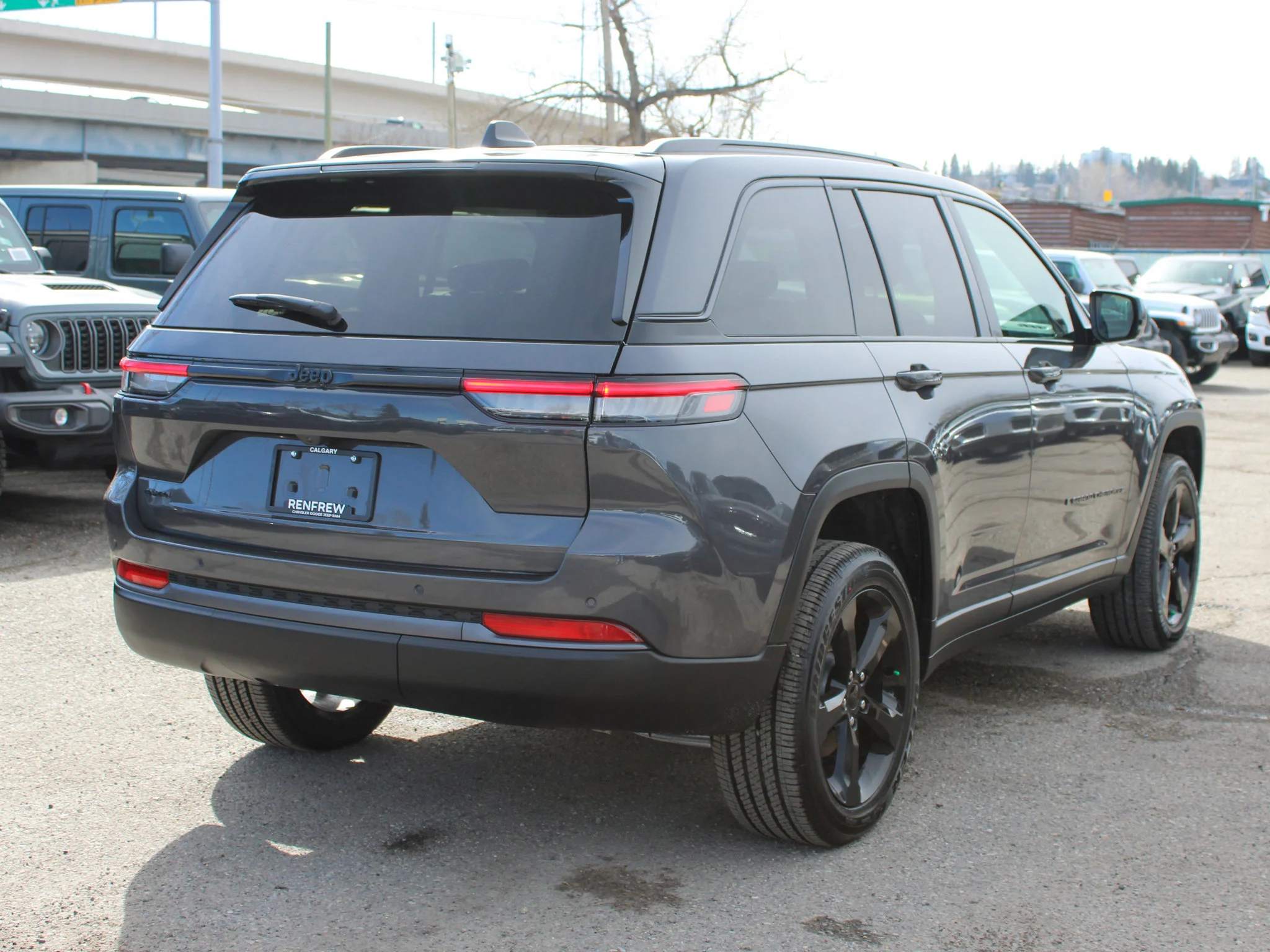 New 2026 Grey Jeep Altitude*, 2.0L Turbo image 5