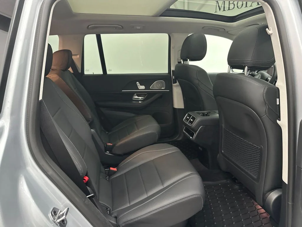 New 2026 Silver Mercedes-Benz GLS 450 image 25