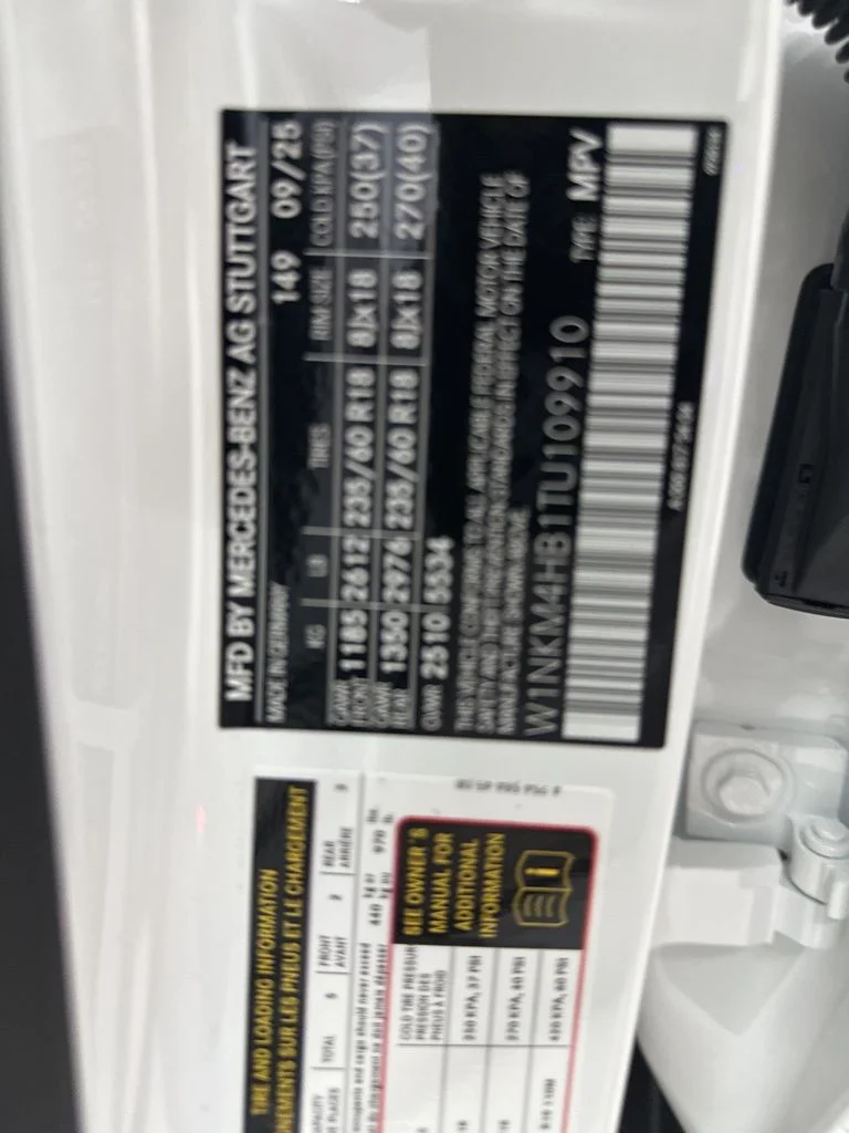 Certified Used 2026 White Mercedes-Benz GLC 300 image 33