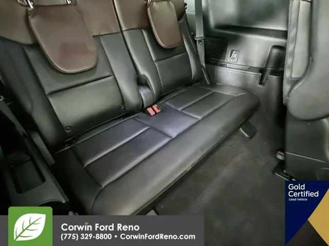 Used 2022 Gray Metallic Ford Platinum image 31