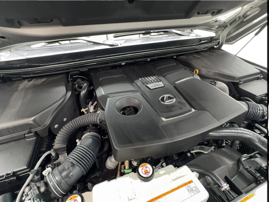 Used 2024 Silver Lexus 550 Premium+ image 20