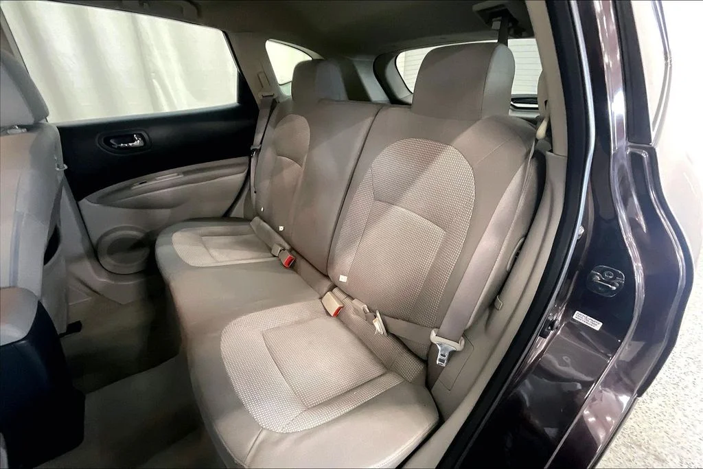 Used 2011 Black Nissan SV image 26
