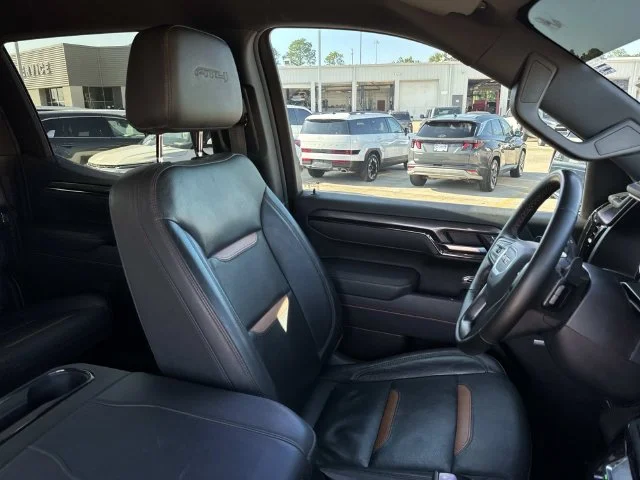 Used 2025 Silver GMC AT4 image 38