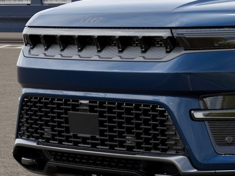 New 2026 Fathom Blue Pearl-Coat Exterior Paint (Late Availability) Jeep Grand Wagoneer image 7