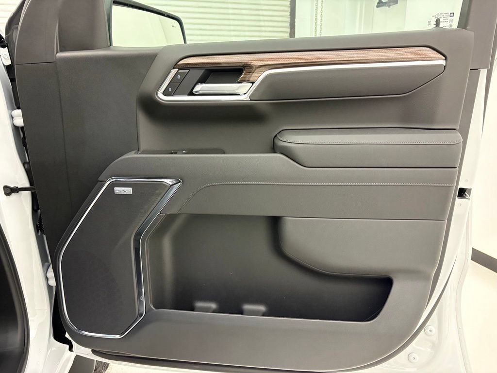 New 2026 Summit White Chevrolet LT Trail Boss image 45